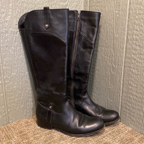 Frye black leather zip up boots - size 7 women’s - Picture 2 of 10